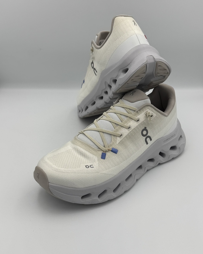On CloudTilt Running Shoes